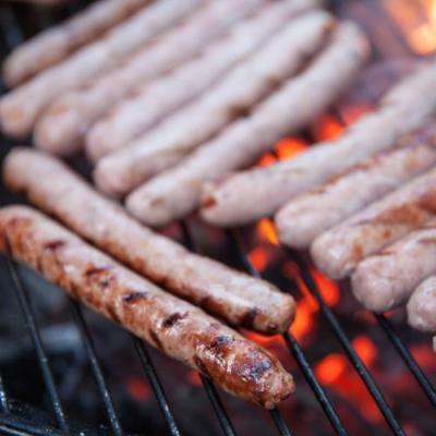 saucisses frites
